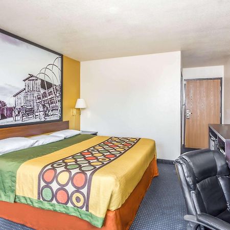 Super 8 By Wyndham Mesa Gilbert Exterior foto